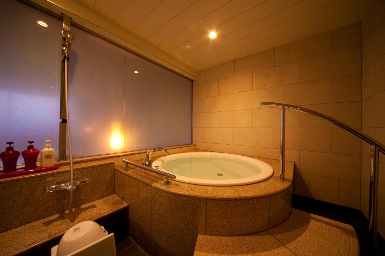 Kikunan Onsen Yubel Hotel Кумамото Екстериор снимка